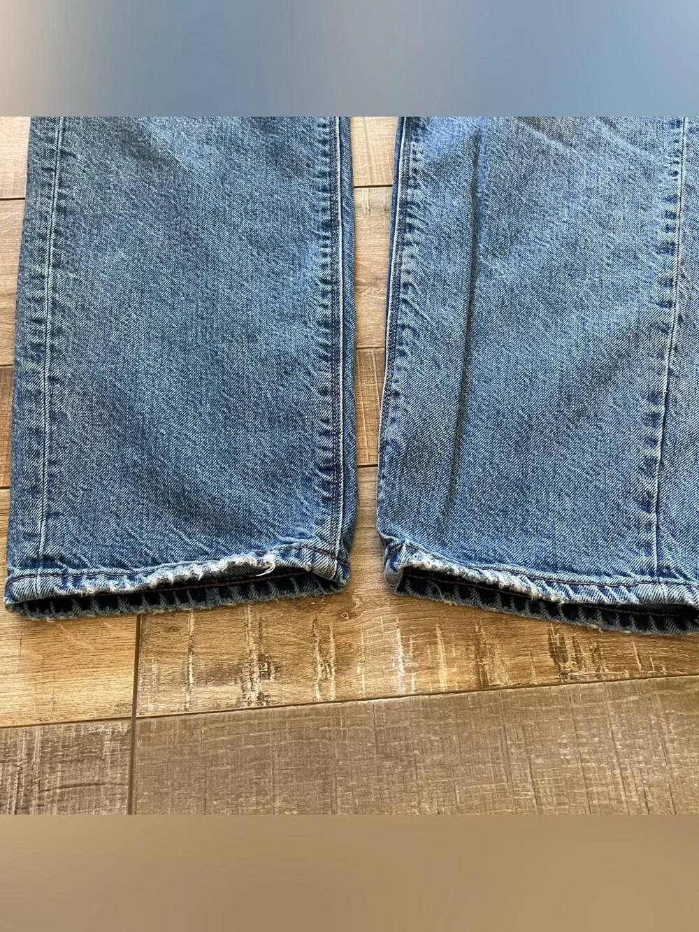American Eagle Tomgirl Jeans Womens 10 Boyfriend Distressed Button Fly